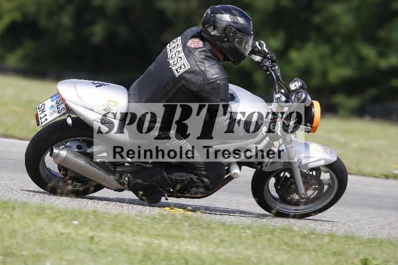 Archiv-2025/22 06.06.2025 DISCOVER the BIKE ADR/Race 3 rot/4